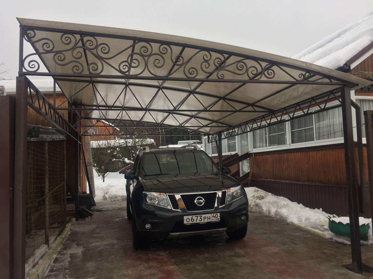 Односкатный навес 4 на 5 метров с поликарбонатом и ковкой, Бабенки